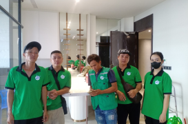 Lau kính mặt tiền chung cư 
