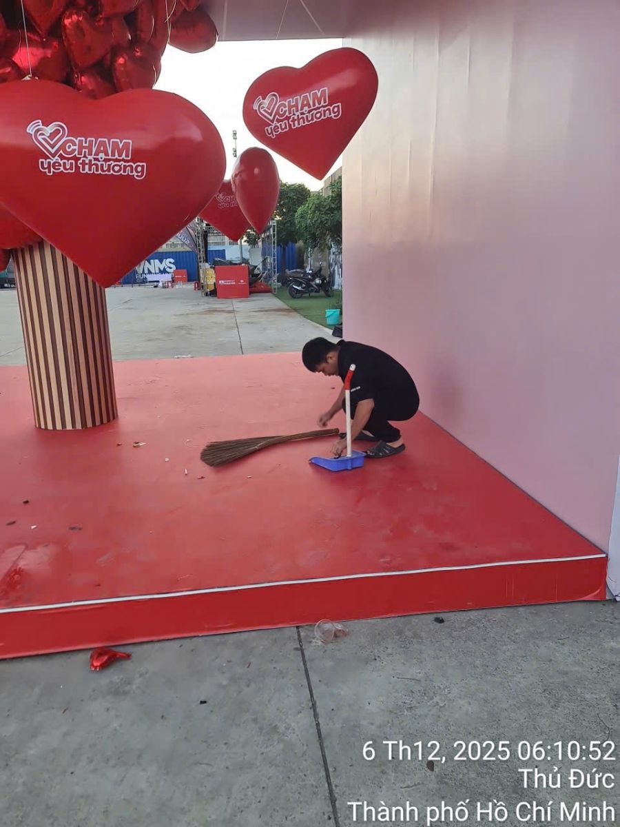 Vệ sinh sự kiện marathon TP.HCM - VSCN Phương Nam