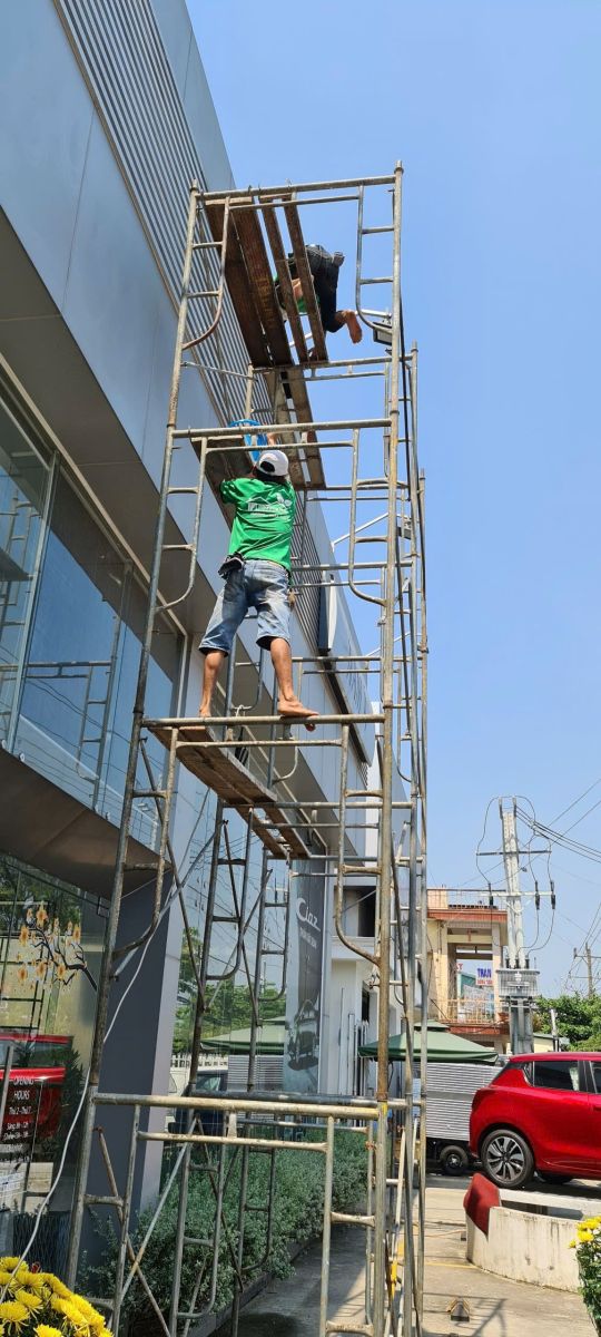Tổng vệ sinh công nghiệp toàn quốc giá tốt